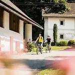 Bauernhof Baby- Und Familienbauernhof Glawischnig-hofer