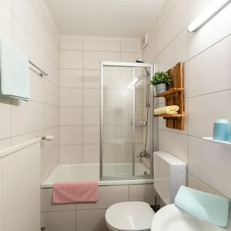 Familienbauernhof Glawischnig-hofer Çiftlik konaklama *